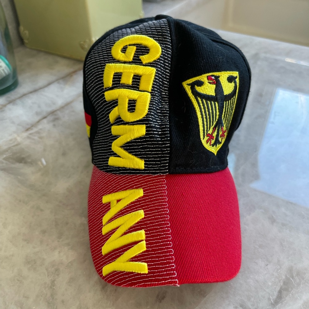 NWOT Germany black baseball cap 🇩🇪